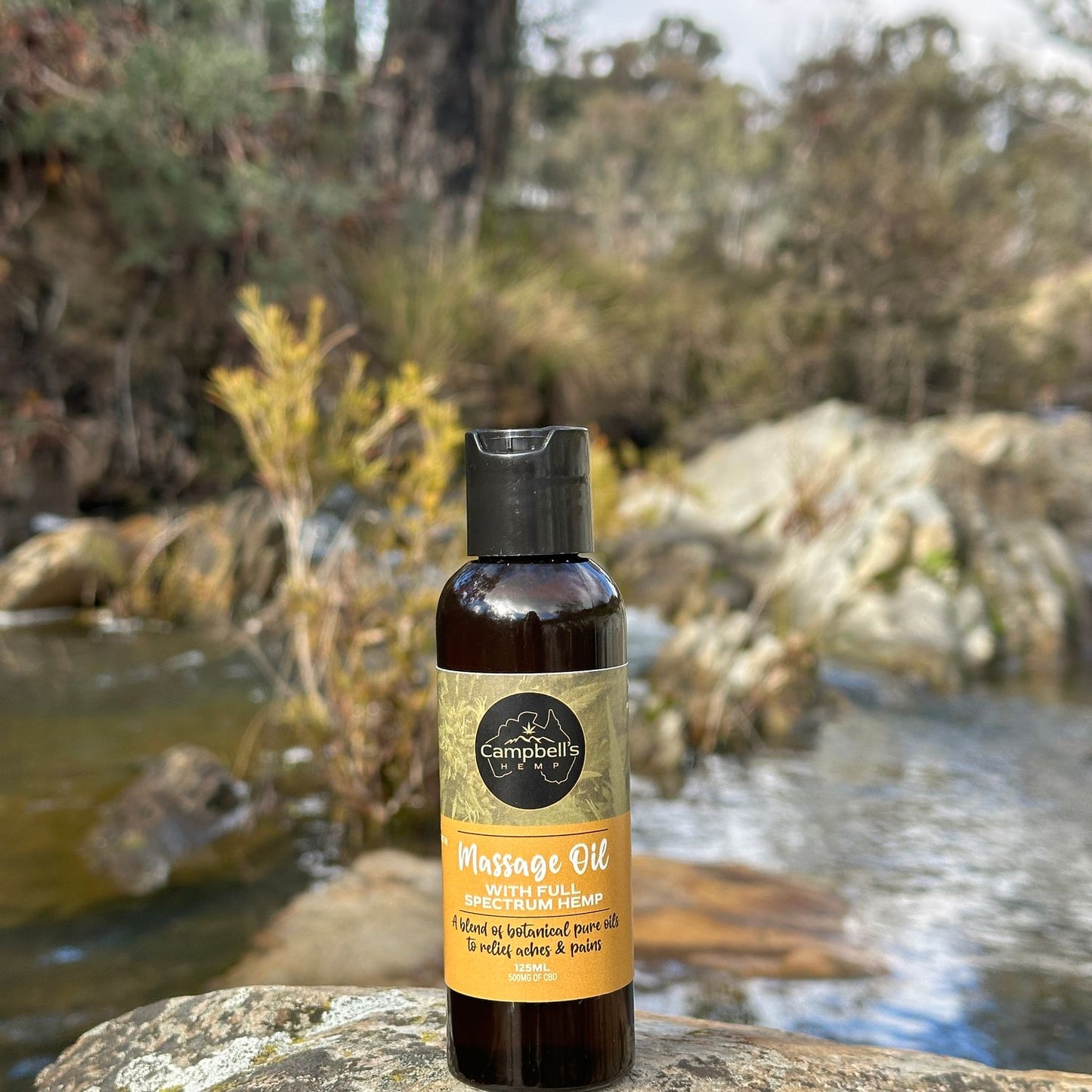 Campbell’s Hemp Massage Oil – 125ml bottle with full-spectrum CBD, natural botanical oils, and a hemp-mint scent for soothing massage and muscle relief, made in Australia.