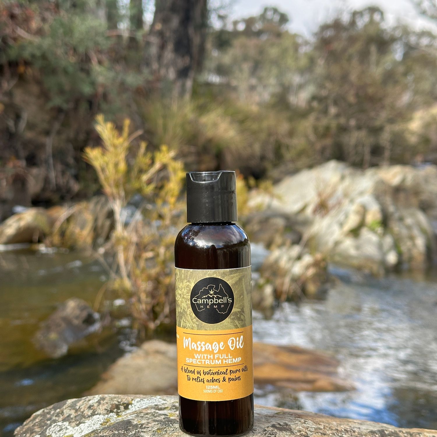 Campbell’s Hemp Massage Oil – 125ml bottle with full-spectrum CBD, natural botanical oils, and a hemp-mint scent for soothing massage and muscle relief, made in Australia.